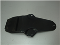 SOPORTE GUARDABARROS DELANTERO INFERIOR - SUZUKI SIXTEEN 125 2008-2010