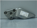 SOPORTE ESTRIBO DELANTERO IZQ. - SUZUKI BANDIT 1200 2001-2006